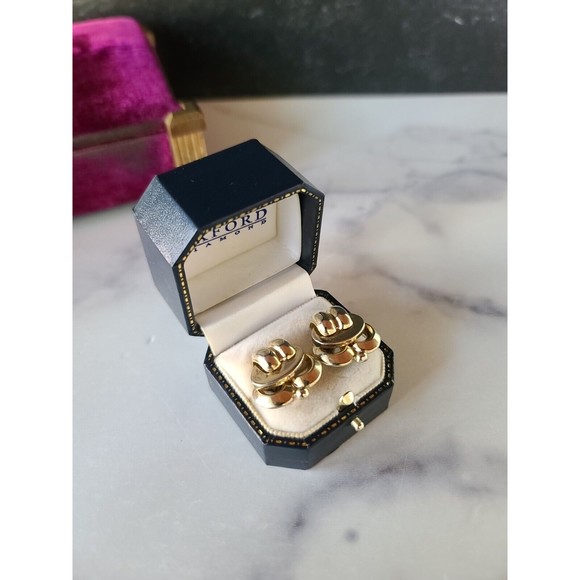 Vintage Coro Gold Tone Screwback Earrings - Picture 1 of 10